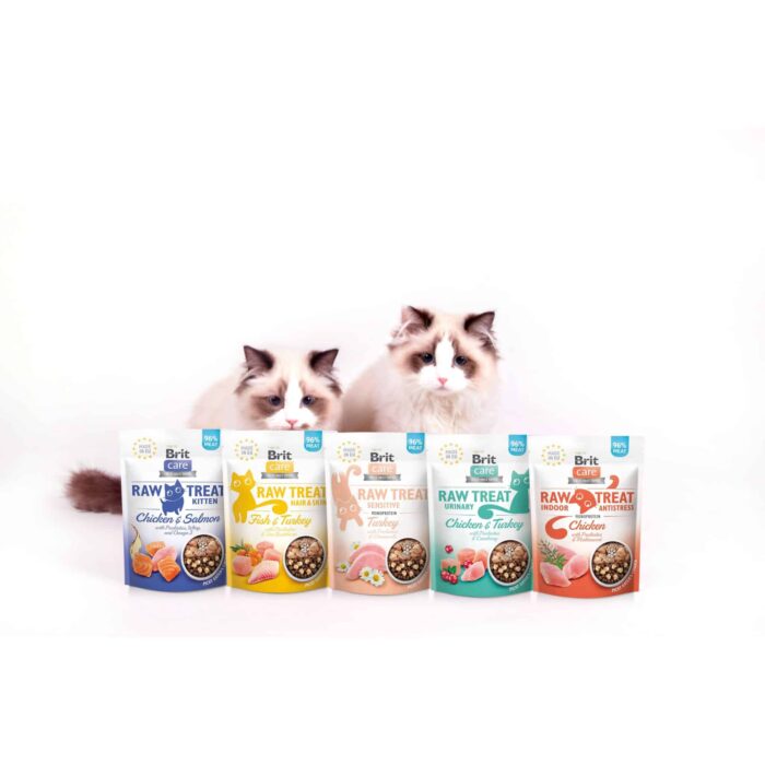 Brit Care Raw Treat Kitten Freeze-dried Ласощі для кошенят з куркою і лососем,40 г